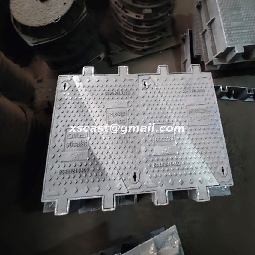 CARRIAGEWAY COVER AND FRAME NO.2- JRC12 ETISALAT AND DU TELECOM MANHOLE COVER