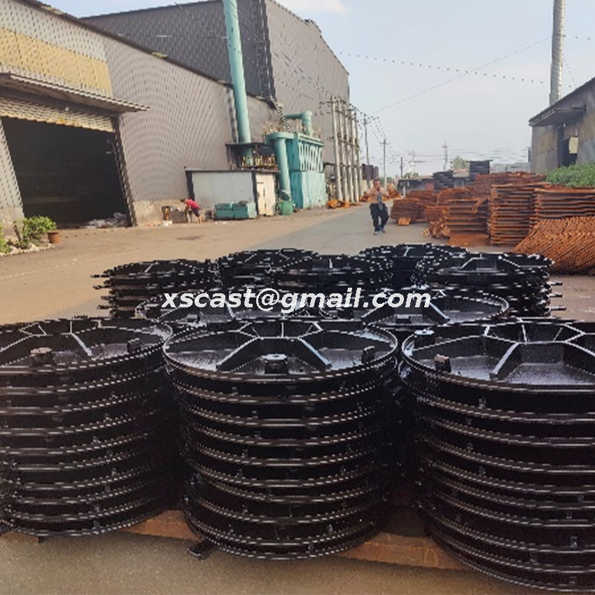 DUCTILE IRON MANHOLE COVER C250 805X600 WITH LOCK